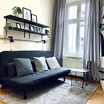 Cozy Apartment In The Heart Of Cracow, Jewish District